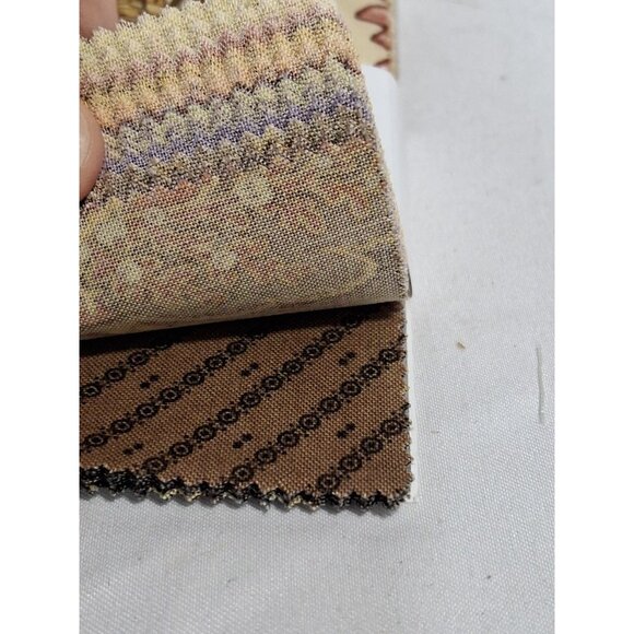 Wild Orchid Charm Pack by Blackbird Designs for Moda Fabrics, 5" x 5", - Picture 5 of 16